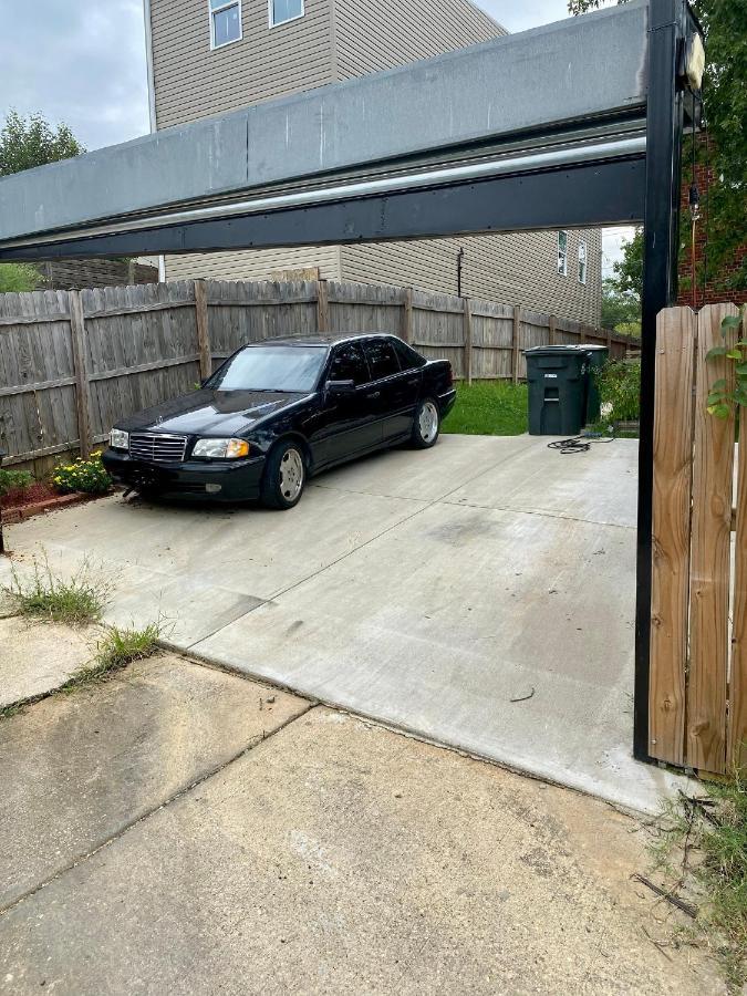 Urban Retreat Basement Studio Only Two Blocks From Metro! Off Street Parking! Washington Exterior photo